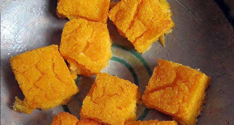 <i>Crostini</i> de polenta amb carbassa